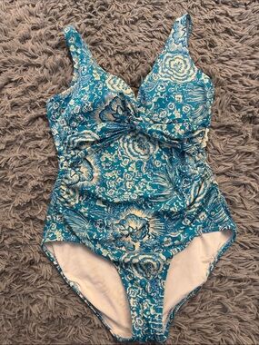 Lands End bathing suit size 8